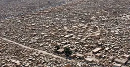 Bir Şehir Kadar Büyük: 1400 Yıldır Büyüyen Mezarlık