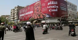Tahran’da Trump’ı hedef alan dev afiş: İntikam kaçınılmaz