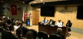 İzmir'de uluslararası öğrencilere "ticaret elçiliği" eğitimi verildi
