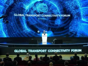 Bakan Uraloğlu, Küresel Ulaştırma Koridorları Forumu"nda konuştu: 