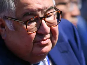 Pas D'Accord sur la Levée des Sanctions UE Contre Deux Oligarques Russes, les Discussions Continuent