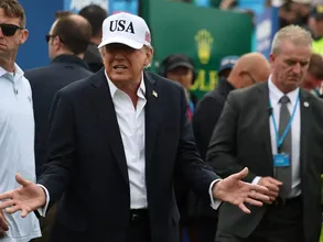 Trump rechaza las advertencias sobre los riesgos de la IA