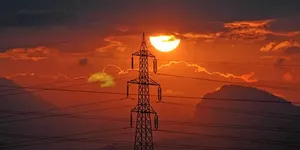 Bakan Bayraktar açıkladı: Elektrik şebekesine milyarlarca dolarlık yatırım planı