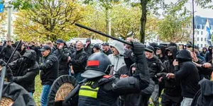 Dutch Riot Police Break Up Far-Right Protest In The Hague After Violence Erupts