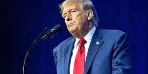 Trump'tan Irak itirafı: Yanlış ülkeye saldırdılar