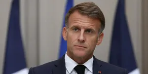 Ukraine : Macron Dénonce le "Choix Irresponsable" de la Russie D'"Intensifier" Ses Frappes