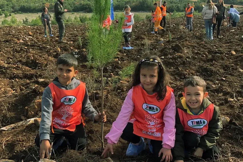 "81 İlde 81 Orman" projesi Muğla'da 20 bin fidanla sürüyor