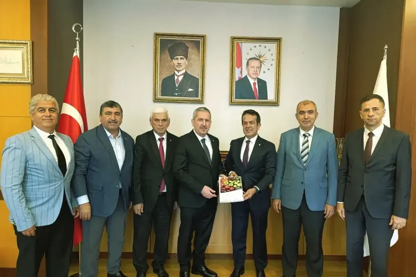 Antalya Tarım Konseyi yaş meyve sebze sektörü için rapor hazırladı Antalya Tarım Konseyi yaş meyve sebze sektörü için rapor hazırladı