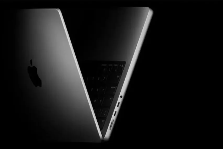Apple Macbook Pro’yu Hafifletmek İçin İçini Baştan Düzenliyor