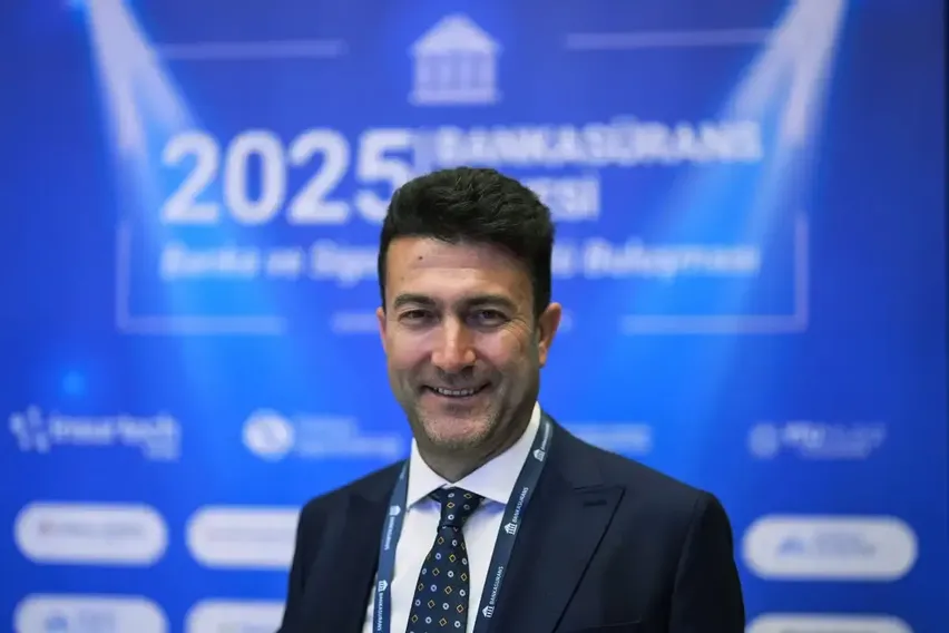 Bankacılık ve sigorta sektörü temsilcileri "yapay zeka ve dijitalleşmeyi" ele aldı Bankacılık ve sigorta sektörü temsilcileri "yapay zeka ve dijitalleşmeyi" ele aldı