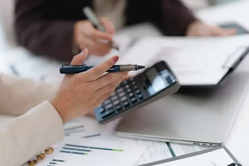 Ekonomistler Ağustos'ta 3,5 Milyar Dolarlık Cari Fazla Bekliyor