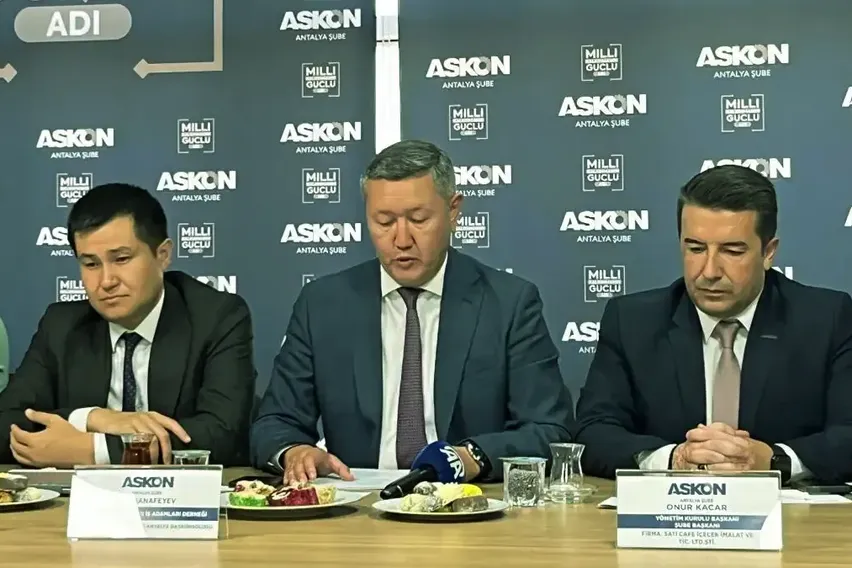 Kazakistan Antalya Başkonsolosu Kanafeyev, Türk iş insanlarını ülkesine yatırım yapmaya davet etti