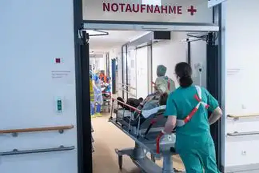 Notaufnahmen: "Nackt im Sturm des Kostendrucks"