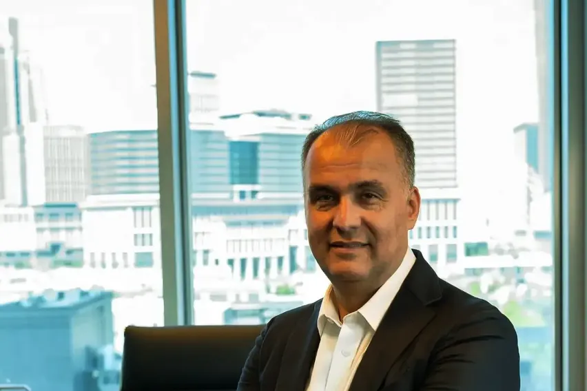 Nu Teknoloji'den "Güneş Enerjili Akıllı Şehir Bankı"