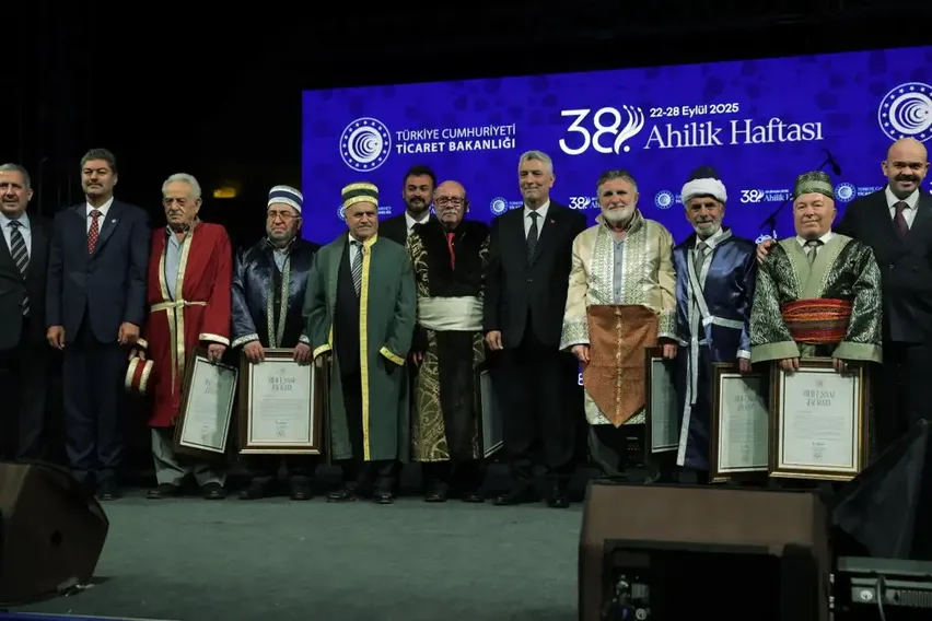 Ticaret Bakanı Bolat Kırşehir'de 38. Ahilik Haftası Kapanış Töreni'nde konuştu: