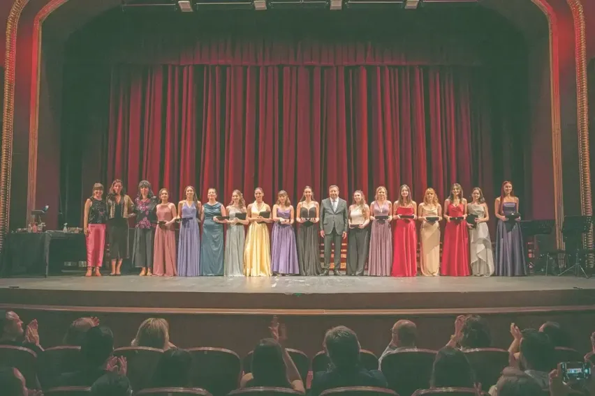 TSKB, Yarının Kadın Yıldızları projesiyle 120 genç müzisyene destek verdi TSKB, Yarının Kadın Yıldızları projesiyle 120 genç müzisyene destek verdi