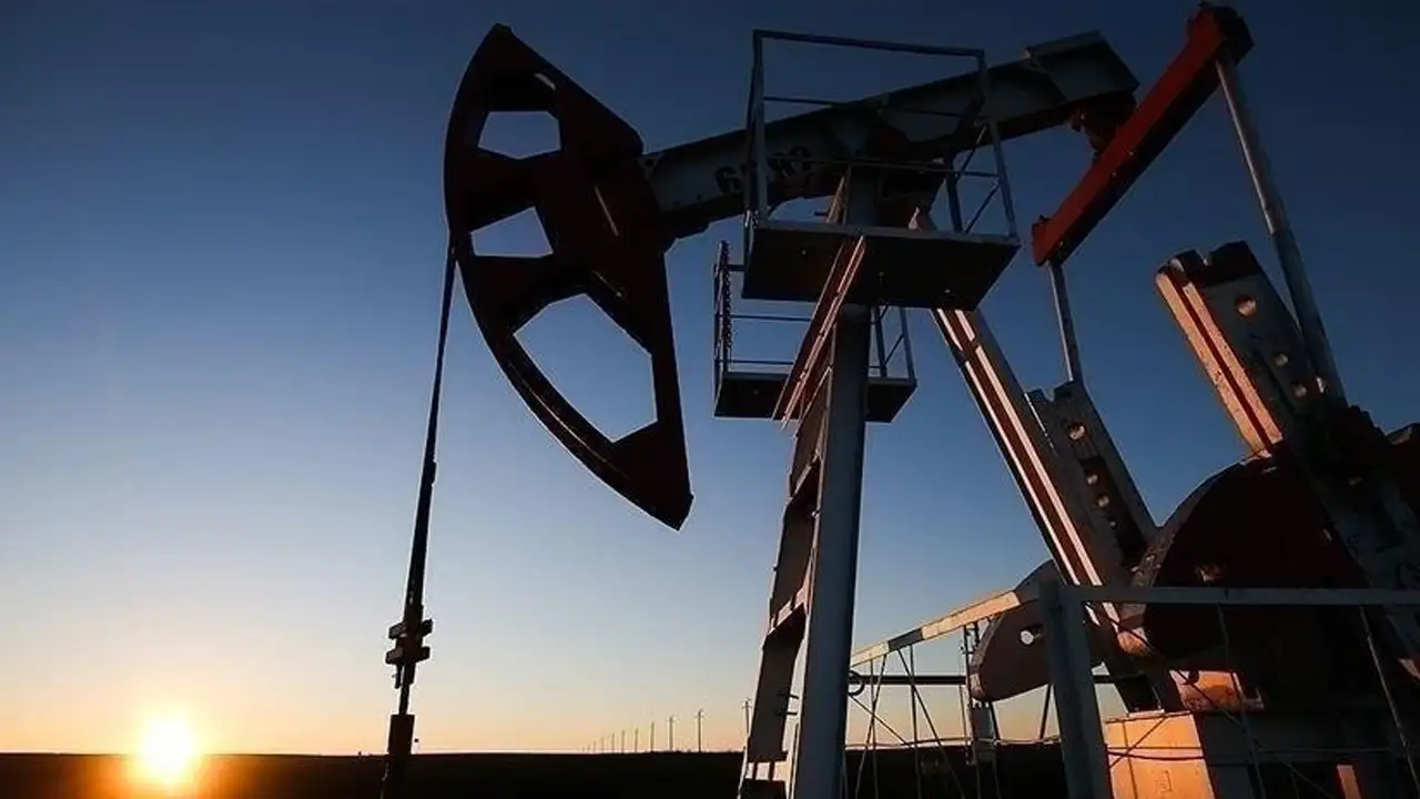 ABD Ham Petrol Stokları Beklentilerin Üzerinde Azaldı