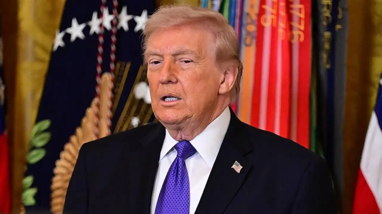 Trump'tan İran Açıklaması: Boğazları Yakından İzleyeceğiz